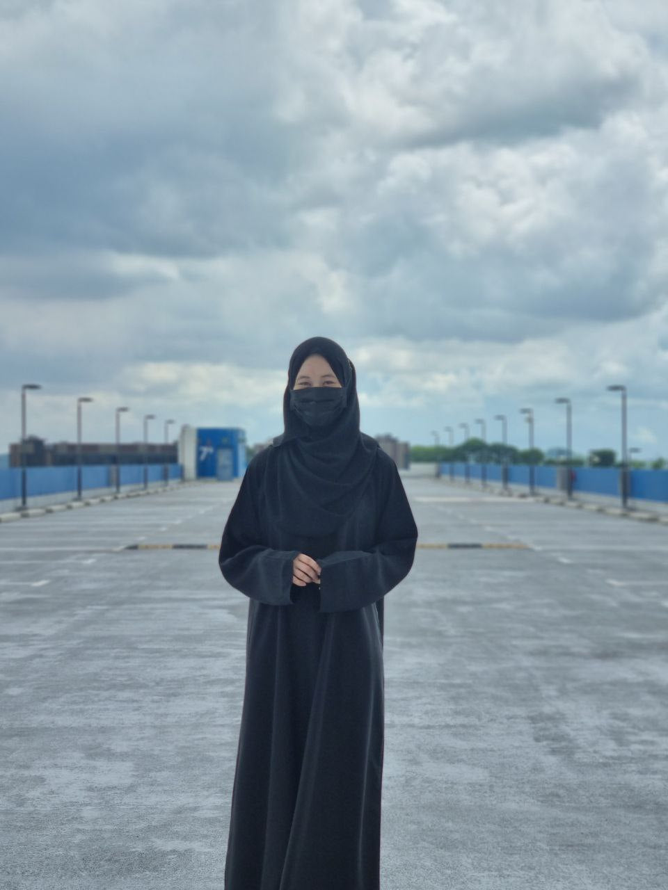Jubah Dina